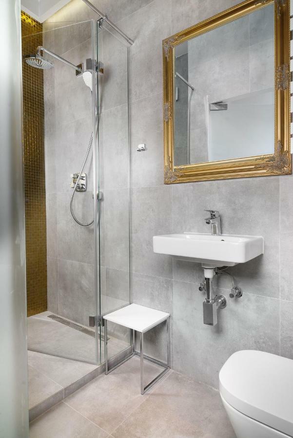 Rentplanet - Apartamenty Szewska Wrocław Exteriör bild